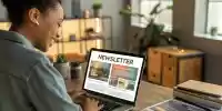 Persona revisando su correo con una newsletter atractiva